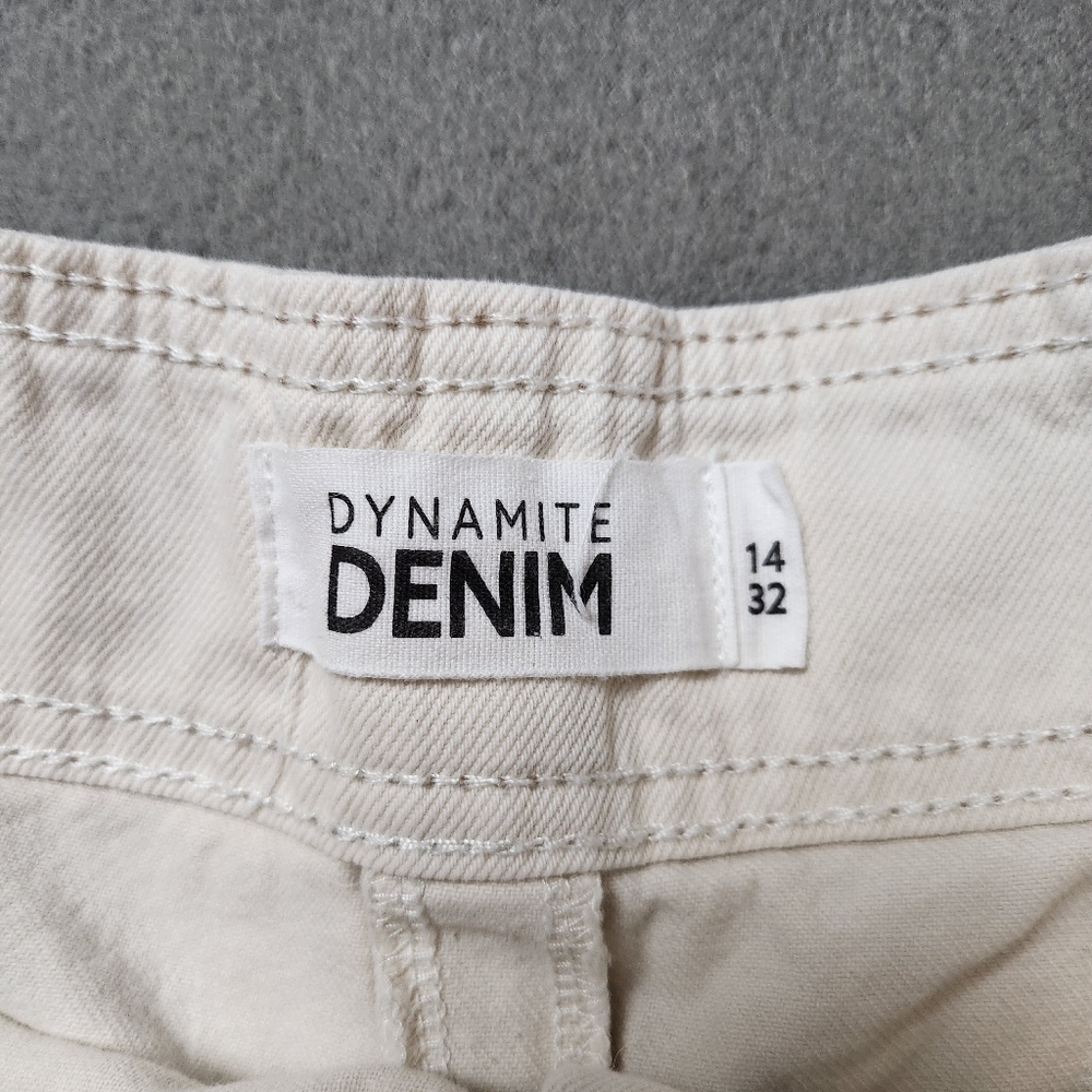 Dynamite Beige/Tan Women's Jean Shorts Sz 32 - Picture 5 of 10